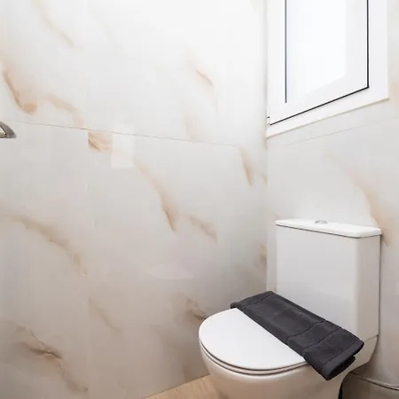 Casa Di Pietra * Lakithra