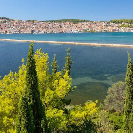 Вилла Casa Di Pietra *